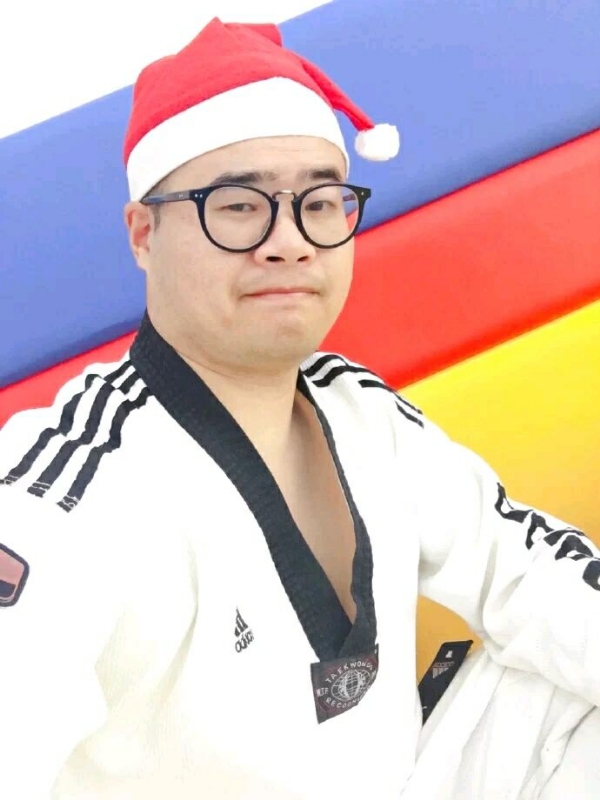 何当重相见的第一张照片--台湾父母相亲团