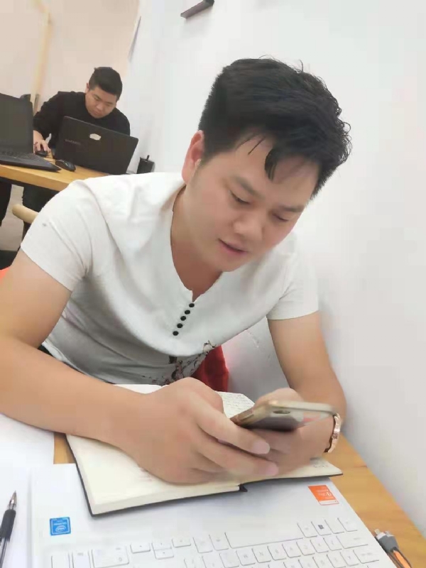 麒麟的第一张照片--台湾父母相亲团