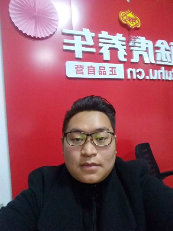 向上倾斜45度的第一张照片--台湾父母相亲团