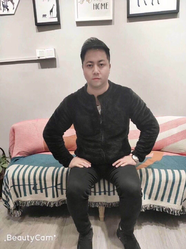牛奶暖男的第二张照片--台湾父母相亲团