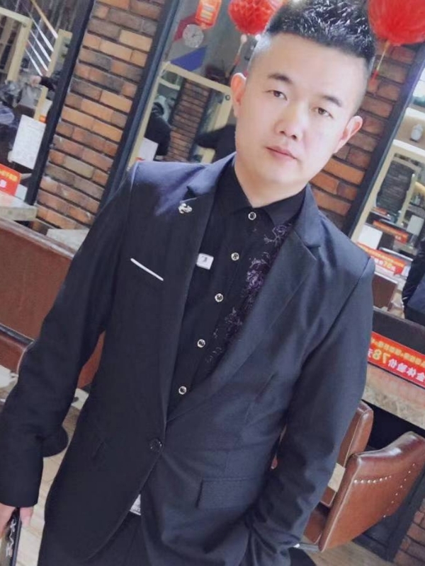 相伴到老的第一张照片--台湾父母相亲团