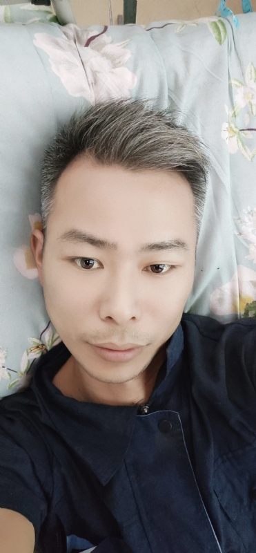 火山口的第一张照片--台湾父母相亲团