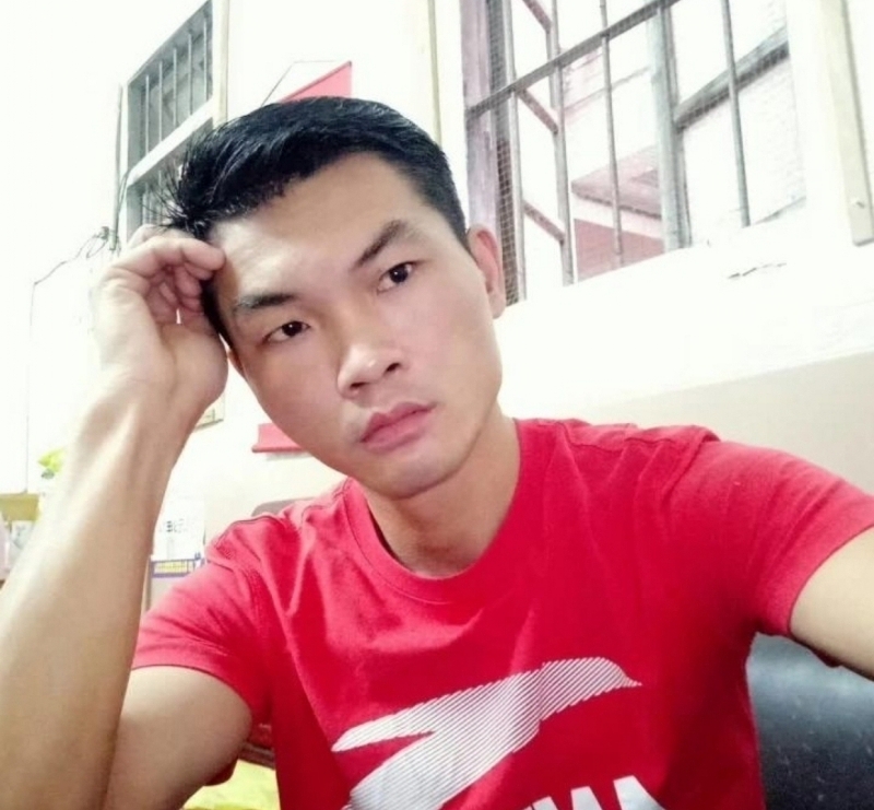 英俊的台灯的第一张照片--台湾父母相亲团