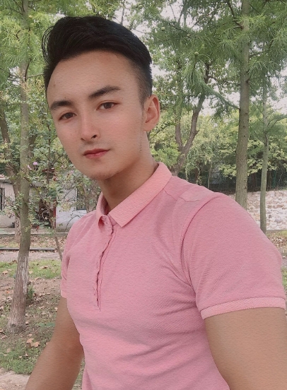 张文远的第一张照片--台湾父母相亲团