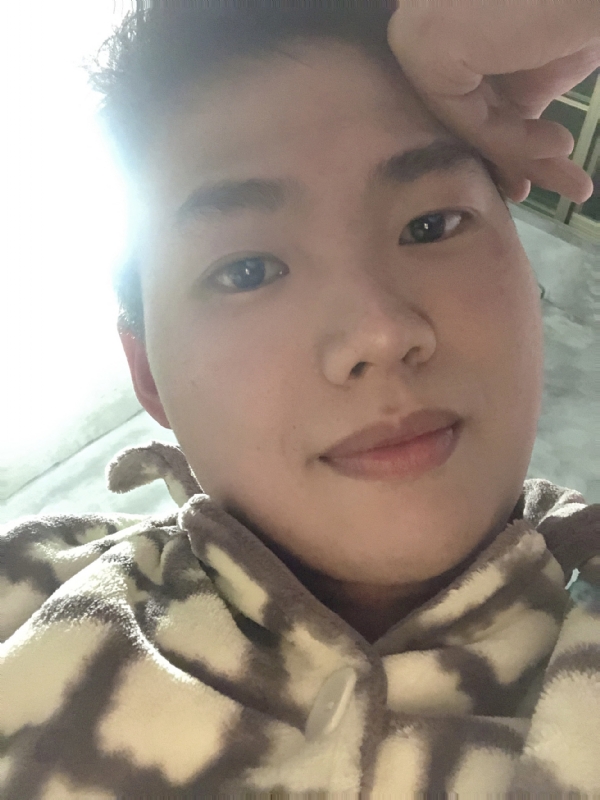 她的第四张照片--台湾父母相亲团