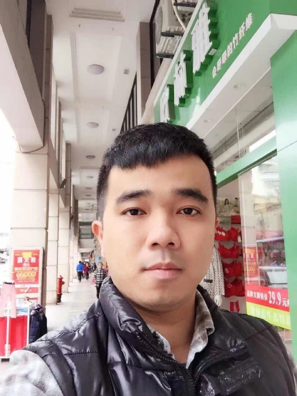 小小怪兽的第一张照片--台湾父母相亲团