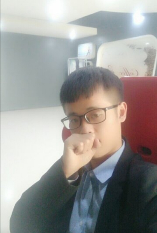 绝卓苦坚的第二张照片--台湾父母相亲团