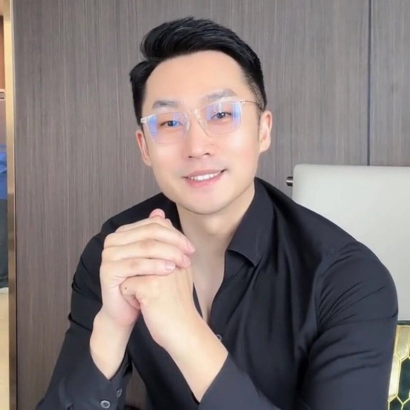 阳光大男孩的第一张照片--台湾父母相亲团